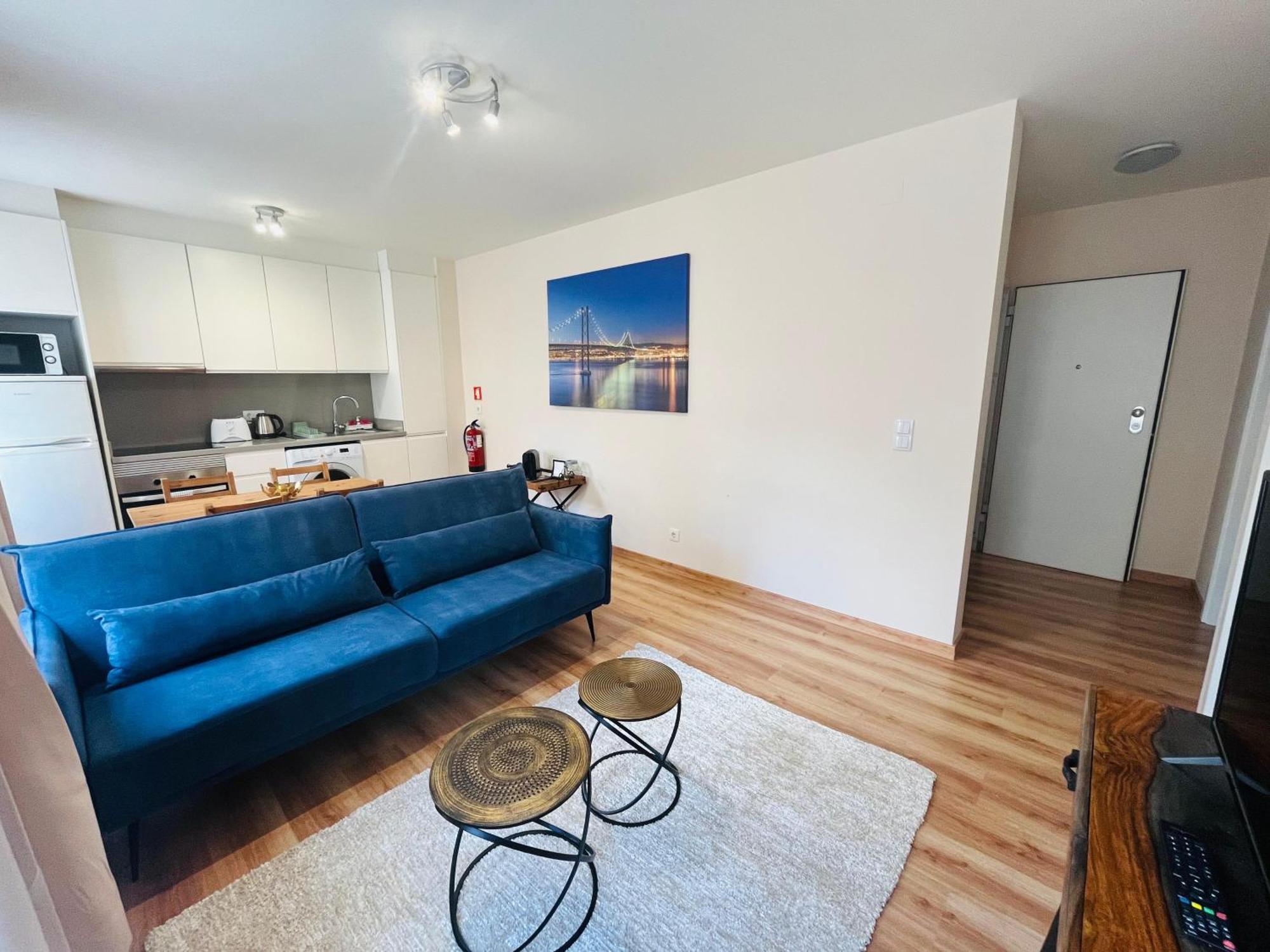 Brandnew Designer'S 2-Bed Apartment Lisbon 1011D Luaran gambar