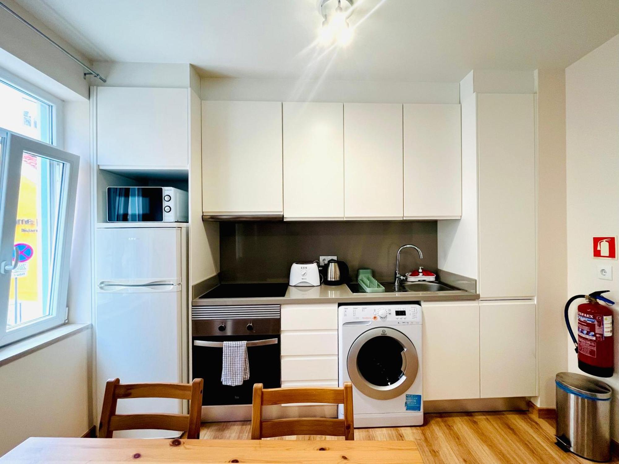 Brandnew Designer'S 2-Bed Apartment Lisbon 1011D Luaran gambar